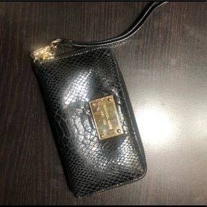 Michael Kors wristlet wallet